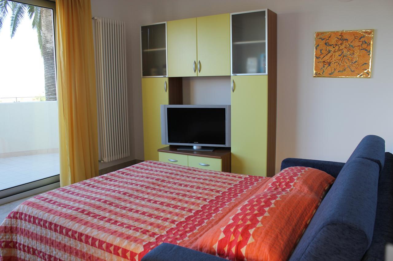 Residenza Alpaluba Apartment Vasto Luaran gambar